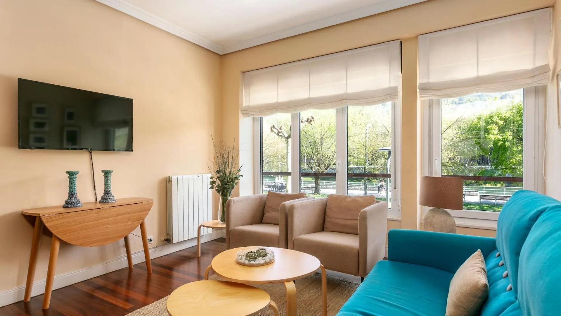 Ria By People Rentals Bilbao